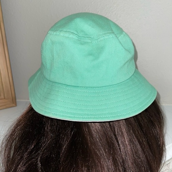 OBEY Rhythm Bucket Hat -mint color - Picture 4 of 5